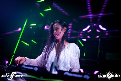 White Angels Party ที่ ดิฟเฟอร์ ผับ พัทยา — photo 166