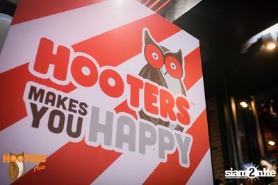 งาน Hooters Silom Grand Opening — photo 5