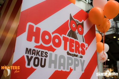งาน Hooters Silom Grand Opening — photo 9