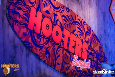 งาน Hooters Silom Grand Opening — photo 10