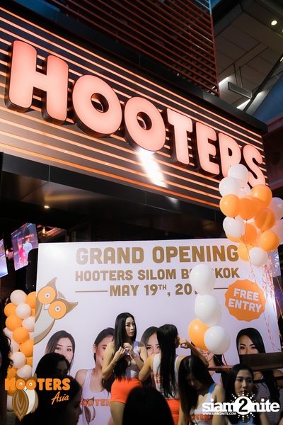งาน Hooters Silom Grand Opening — photo 18