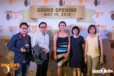 งาน Hooters Silom Grand Opening — photo 25