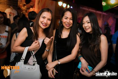 งาน Hooters Silom Grand Opening — photo 59