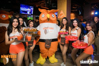 งาน Hooters Silom Grand Opening — photo 66
