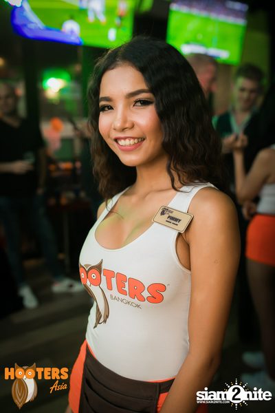 งาน Hooters Silom Grand Opening — photo 83