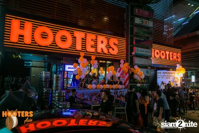 งาน Hooters Silom Grand Opening — photo 88