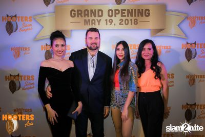 งาน Hooters Silom Grand Opening — photo 93
