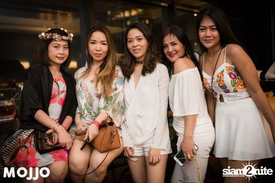 Art.mosphere 2.0 ที่ โมโจ เลานจ์ บาร์ — photo 47