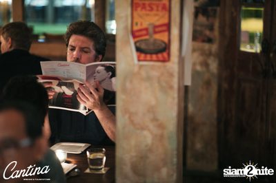 Cantina Acustica ft. Jacob Contin ที่ แคนติน่า ไวน์บาร์ — photo 19