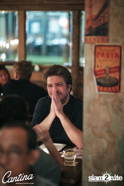 Cantina Acustica ft. Jacob Contin ที่ แคนติน่า ไวน์บาร์ — photo 20