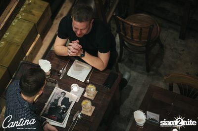 Cantina Acustica ft. Jacob Contin ที่ แคนติน่า ไวน์บาร์ — photo 68