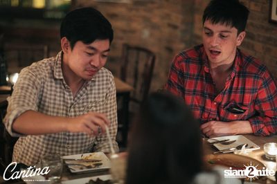 Cantina Acustica ft. Jacob Contin ที่ แคนติน่า ไวน์บาร์ — photo 71