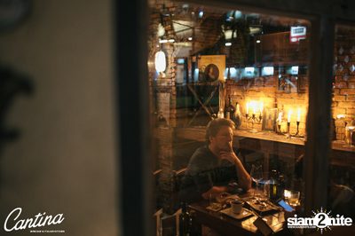 Cantina Acustica ft. Jacob Contin ที่ แคนติน่า ไวน์บาร์ — photo 98