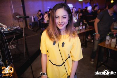 Make Up Party w/ Thaitanium at 20Something Bar — photo 16
