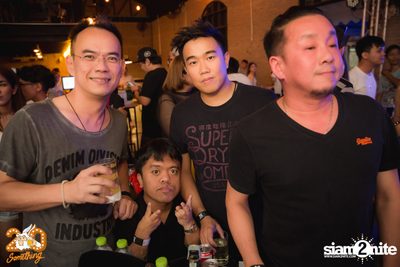 Make Up Party w/ Thaitanium at 20Something Bar — photo 20