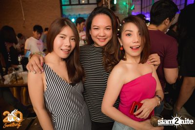 Make Up Party w/ Thaitanium at 20Something Bar — photo 22