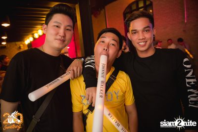 Make Up Party w/ Thaitanium at 20Something Bar — photo 23