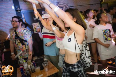 Make Up Party w/ Thaitanium at 20Something Bar — photo 54