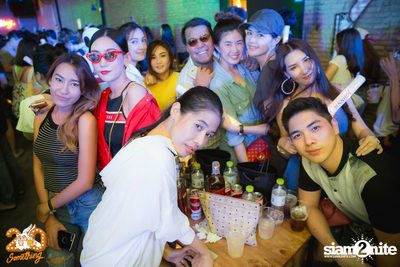 Make Up Party w/ Thaitanium at 20Something Bar — photo 75