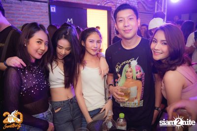 Make Up Party w/ Thaitanium at 20Something Bar — photo 76