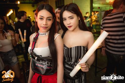 Make Up Party w/ Thaitanium at 20Something Bar — photo 77