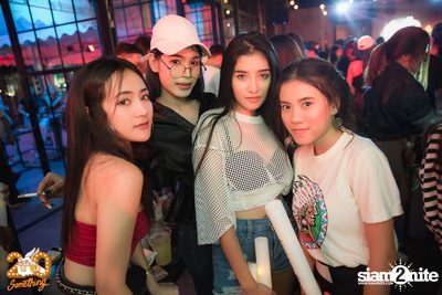 Make Up Party w/ Thaitanium at 20Something Bar — photo 81