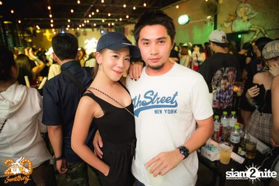 Make Up Party w/ Thaitanium at 20Something Bar — photo 84