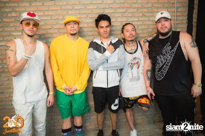 Make Up Party w/ Thaitanium at 20Something Bar — photo 108