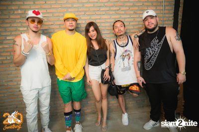 Make Up Party w/ Thaitanium at 20Something Bar — photo 110