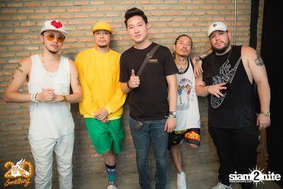 Make Up Party w/ Thaitanium at 20Something Bar — photo 114