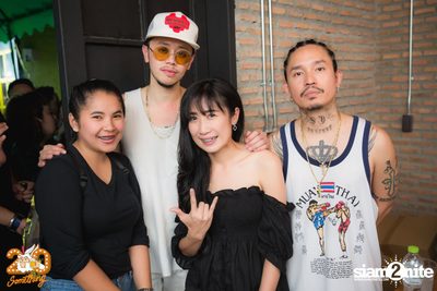 Make Up Party w/ Thaitanium at 20Something Bar — photo 121