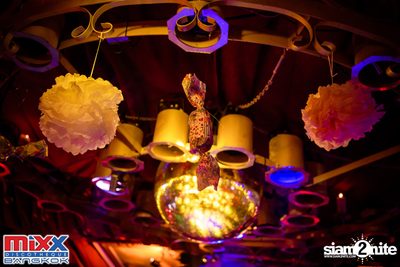 Sugar n Cream at MIXX Bangkok — photo 9