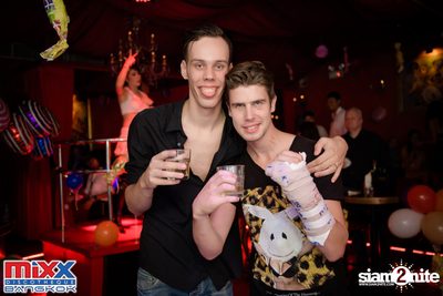 Sugar n Cream at MIXX Bangkok — photo 45