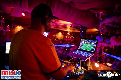 Sugar n Cream at MIXX Bangkok — photo 52