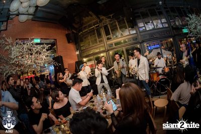 Burin Boonvisut at AINU Bar — photo 38