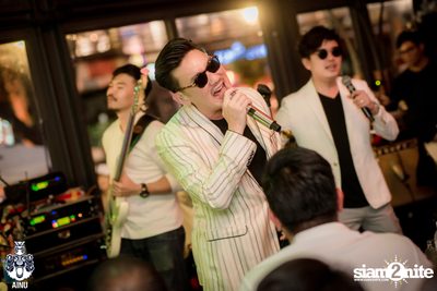 Burin Boonvisut at AINU Bar — photo 43