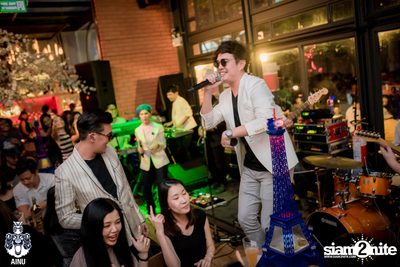 Burin Boonvisut at AINU Bar — photo 85