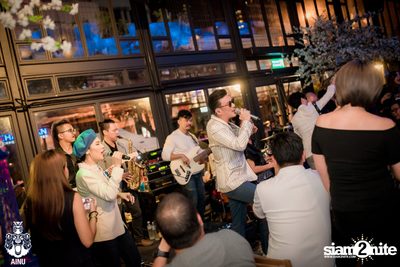 Burin Boonvisut at AINU Bar — photo 86