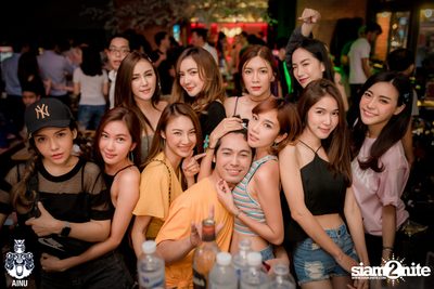 Burin Boonvisut at AINU Bar — photo 99