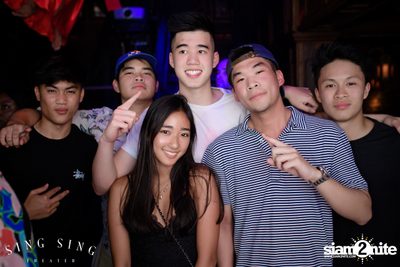 BLING IT กับ Bangkok Invaders ที่ ซิง ซิง เธียเตอร์ — photo 6