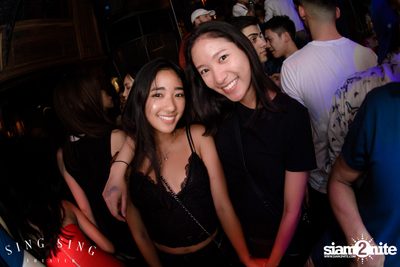 BLING IT กับ Bangkok Invaders ที่ ซิง ซิง เธียเตอร์ — photo 42