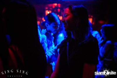 BLING IT กับ Bangkok Invaders ที่ ซิง ซิง เธียเตอร์ — photo 53