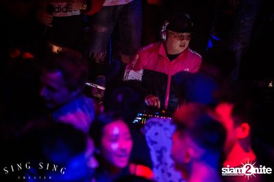 BLING IT กับ Bangkok Invaders ที่ ซิง ซิง เธียเตอร์ — photo 64