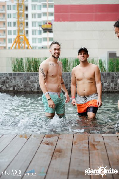 Infinity Pool Party Launch at Liquid Pool Bar — photo 5