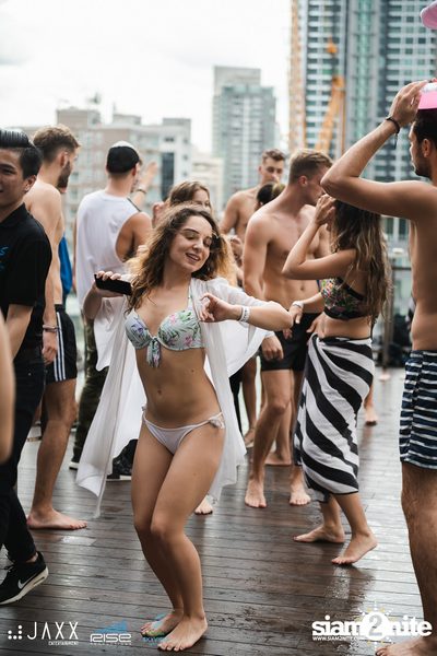 Infinity Pool Party Launch at Liquid Pool Bar — photo 41