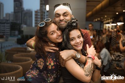 Infinity Pool Party Launch at Liquid Pool Bar — photo 76