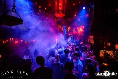 BLING IT กับ Bangkok Invaders ที่ ซิง ซิง เธียเตอร์ — photo 33