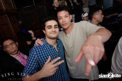 BLING IT กับ Bangkok Invaders ที่ ซิง ซิง เธียเตอร์ — photo 38