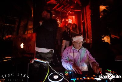 BLING IT กับ Bangkok Invaders ที่ ซิง ซิง เธียเตอร์ — photo 42