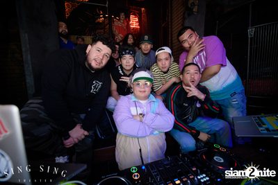 BLING IT กับ Bangkok Invaders ที่ ซิง ซิง เธียเตอร์ — photo 43